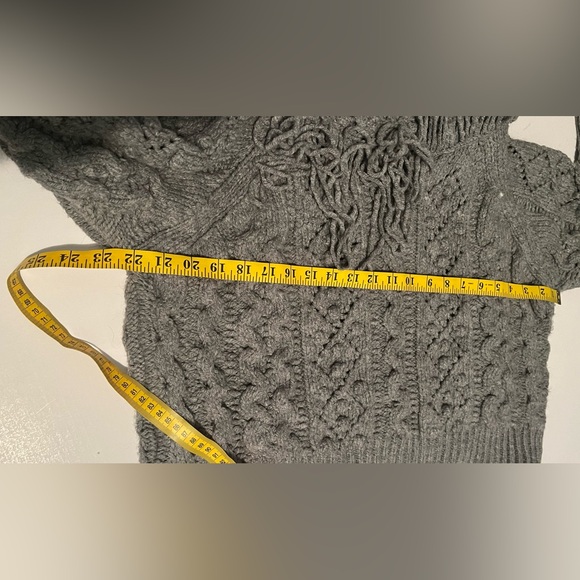 Zara Fringed Knit Sweater - Picture 5 of 7
